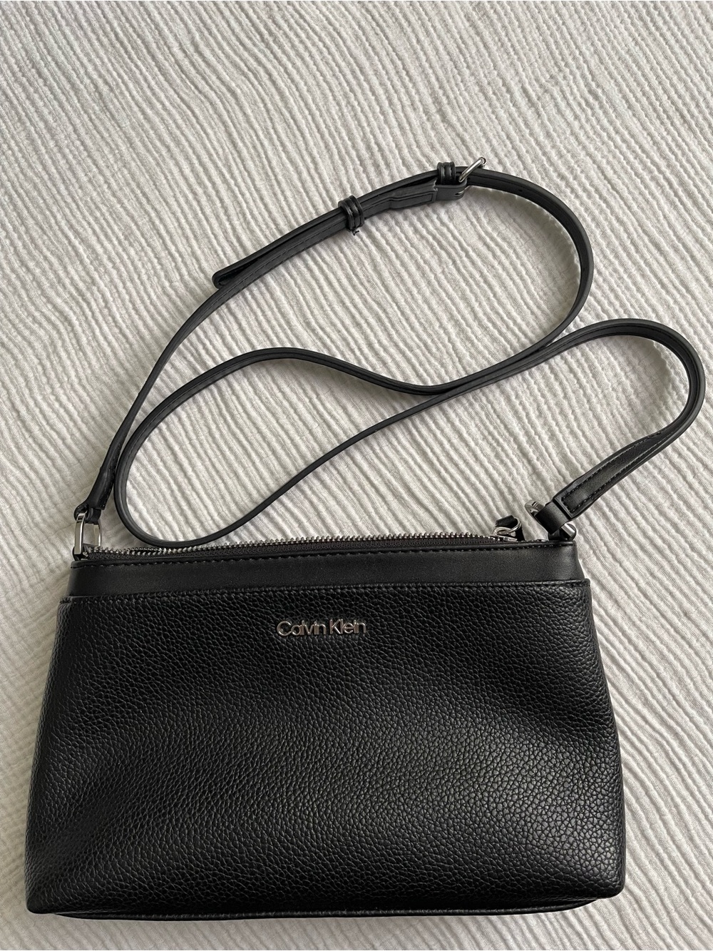Calvin Klein Black Pebbled Leather Crossbody Purse with Silver Hardware NWOT